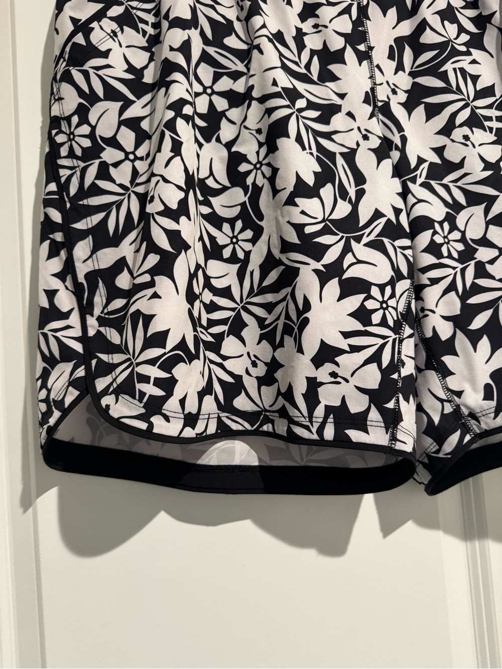 Lands' End Black and White Floral Swim Shorts - Picture 3 of 8